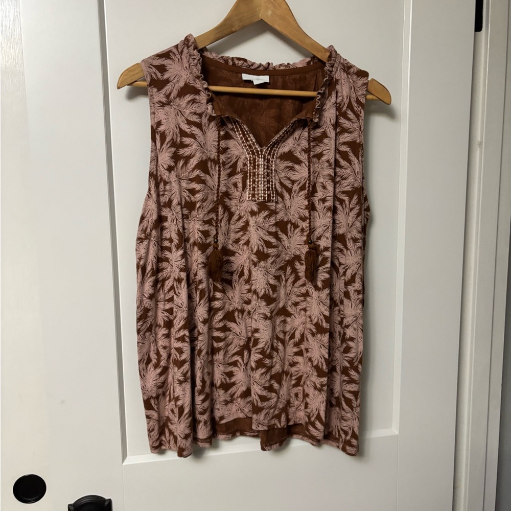 Lightly worn sleeveless cotton top